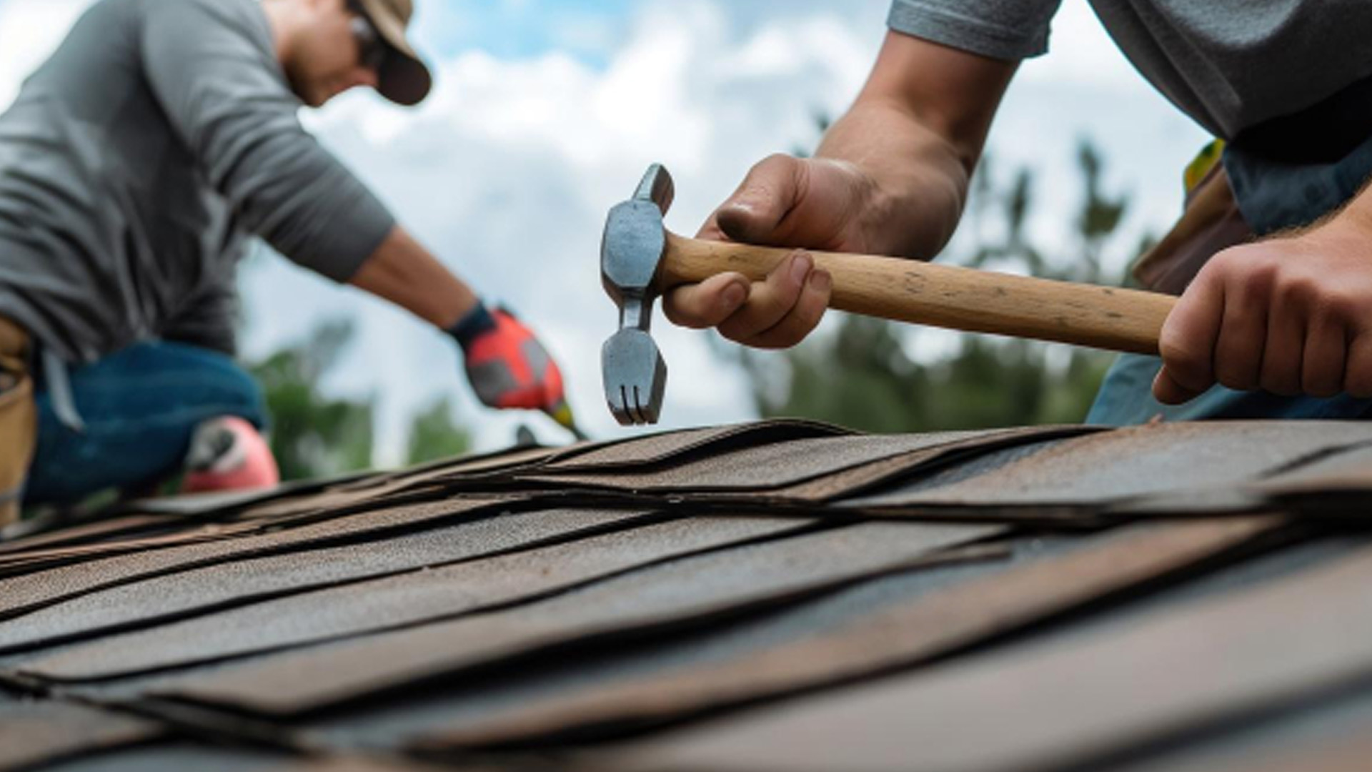 Réparation de toiture pour fuites et dommages